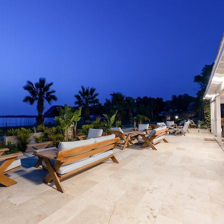Navalia Hotel Фоча Екстериор снимка