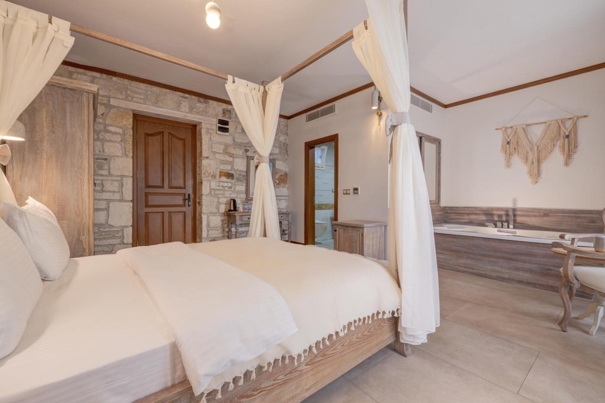 Navalia Hotel Фоча Екстериор снимка