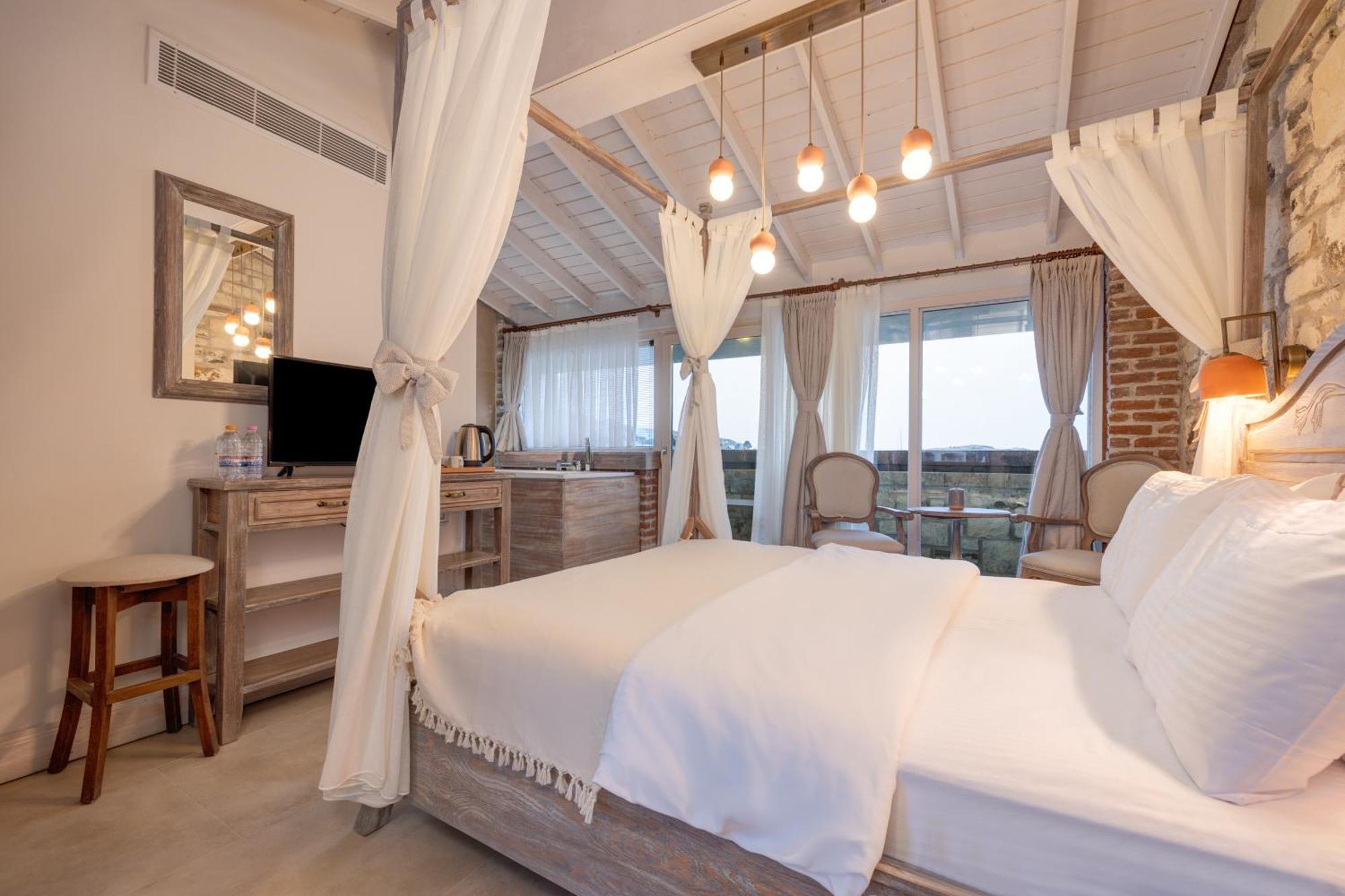 Navalia Hotel Фоча Екстериор снимка
