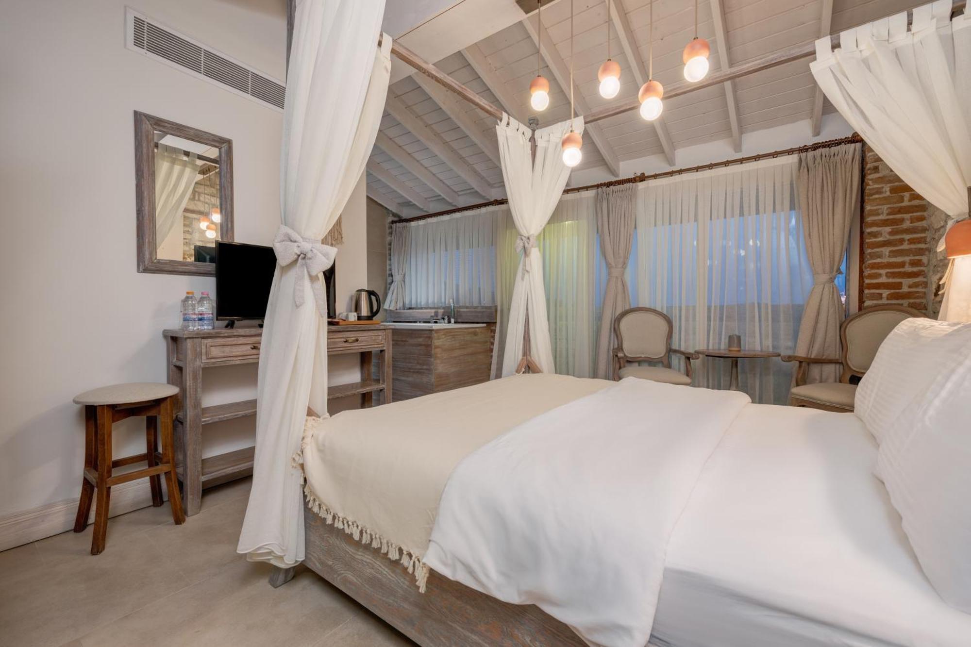 Navalia Hotel Фоча Екстериор снимка