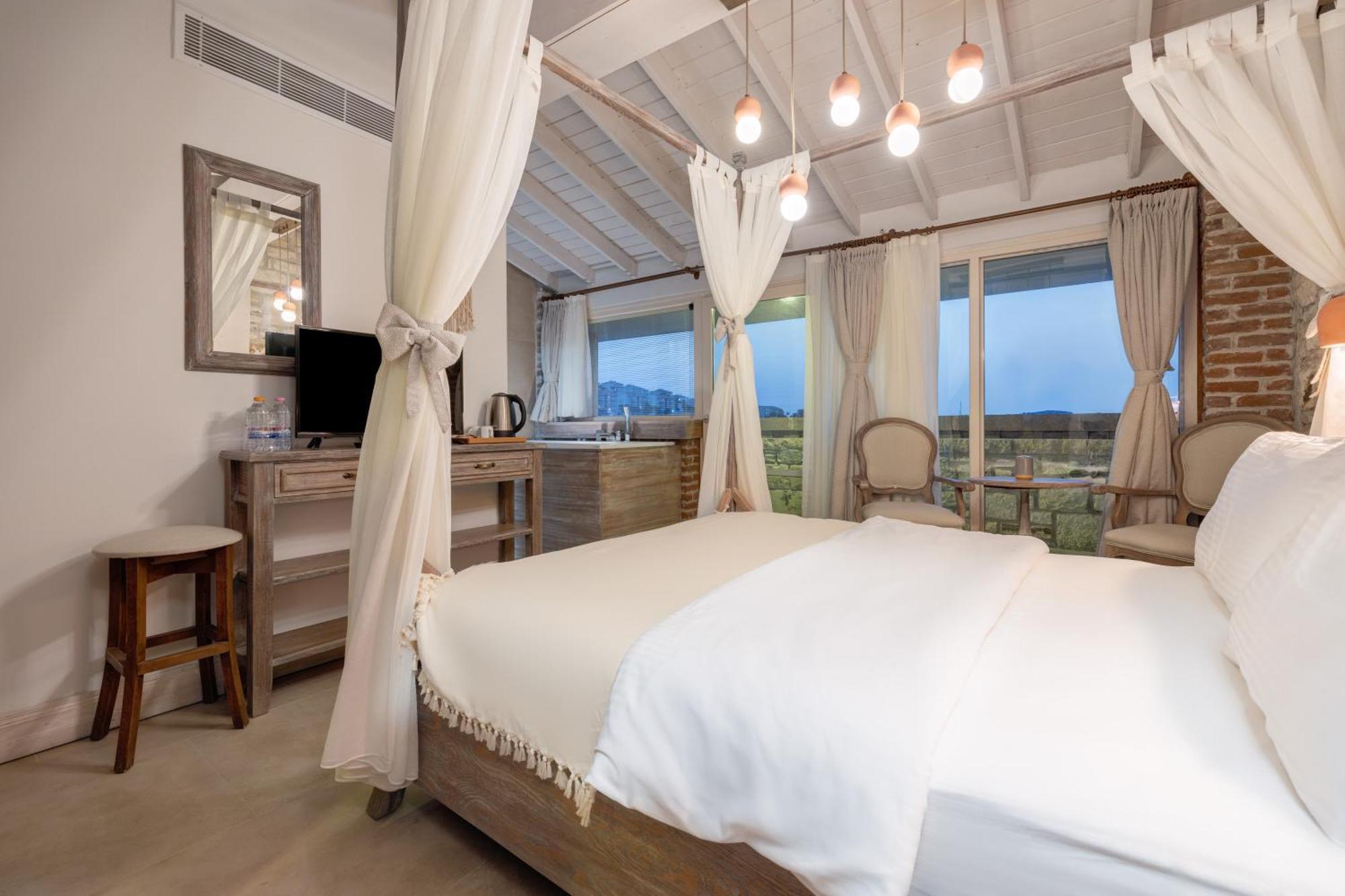 Navalia Hotel Фоча Екстериор снимка