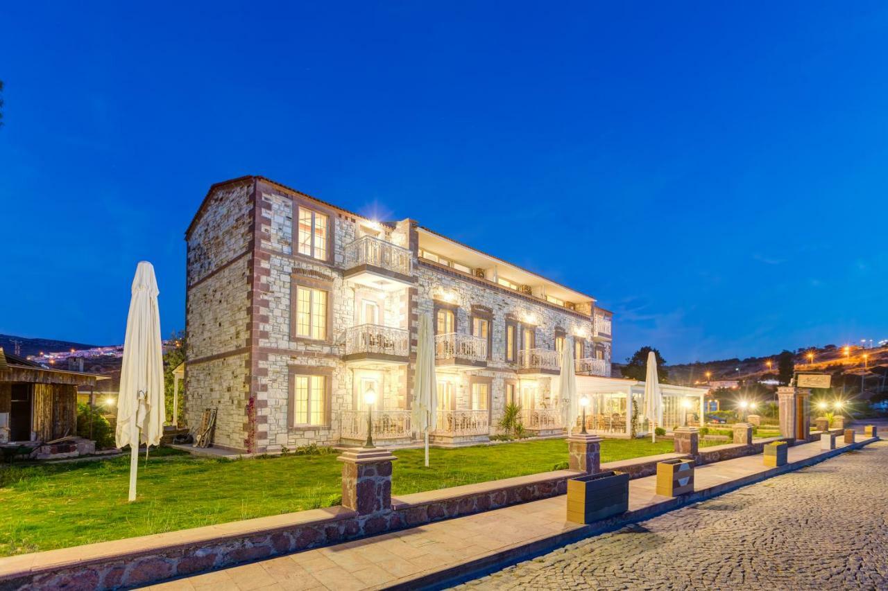 Navalia Hotel Фоча Екстериор снимка